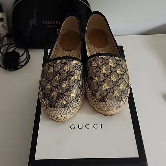 GUCCI PILAR ESPADRILLES BEIGE GOLD BEES - Picture 4 of 10
